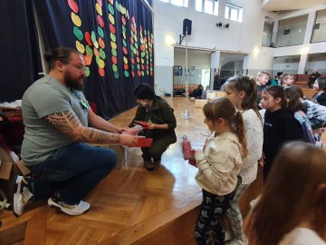 Skrzydlaci przyjaciele czyli ptasia edukacja dla najmłodszych, 