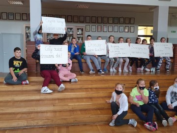 Skrzydlaci przyjaciele czyli ptasia edukacja dla najmłodszych, 